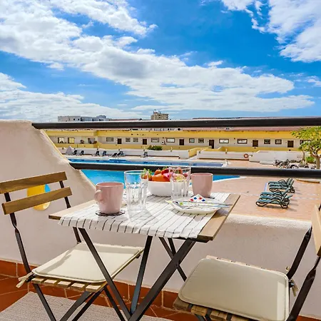 Marina Palace With Swimming Pool