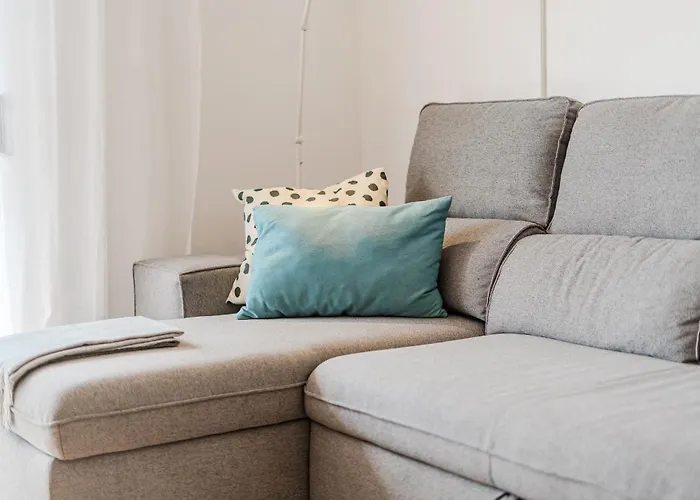 Marina Palace With Swimming Pool Апартаменти Адехе