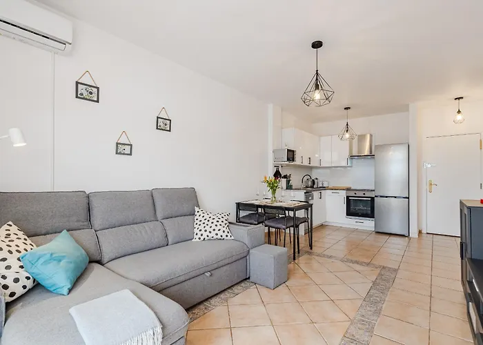 Apartment Marina Palace With Swimming Pool